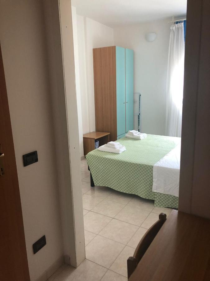 Hotel Atlantic Senigallia Buitenkant foto