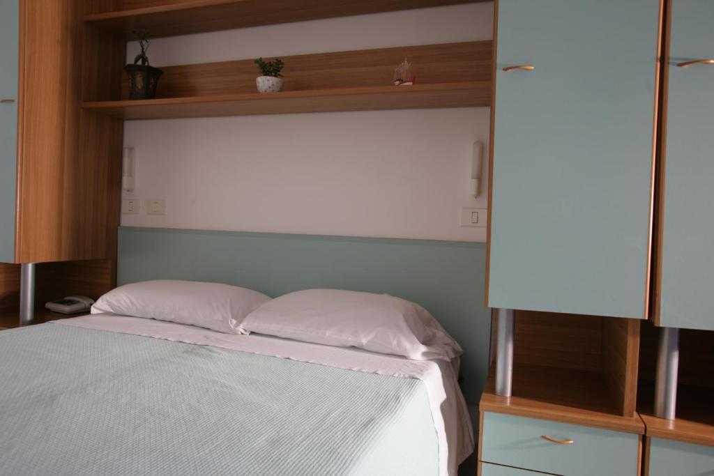 Hotel Atlantic Senigallia Kamer foto